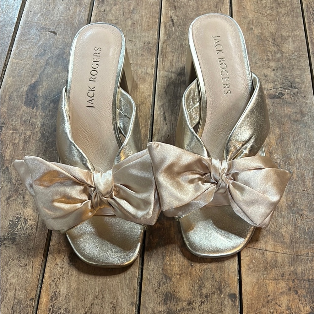 Jack Rogers Women's Gold Bow Slide Sandals